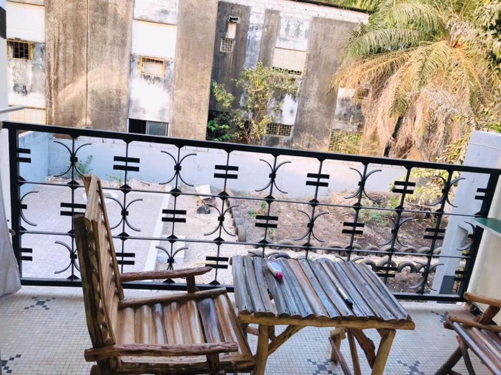 Ker Adja Apartment Ziguinchor Bagian luar foto