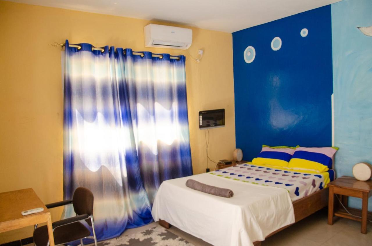 Ker Adja Apartment Ziguinchor Bagian luar foto