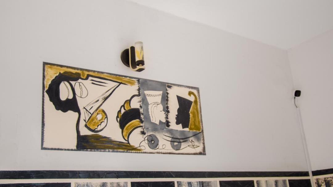 Ker Adja Apartment Ziguinchor Bagian luar foto