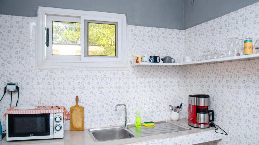Ker Adja Apartment Ziguinchor Bagian luar foto